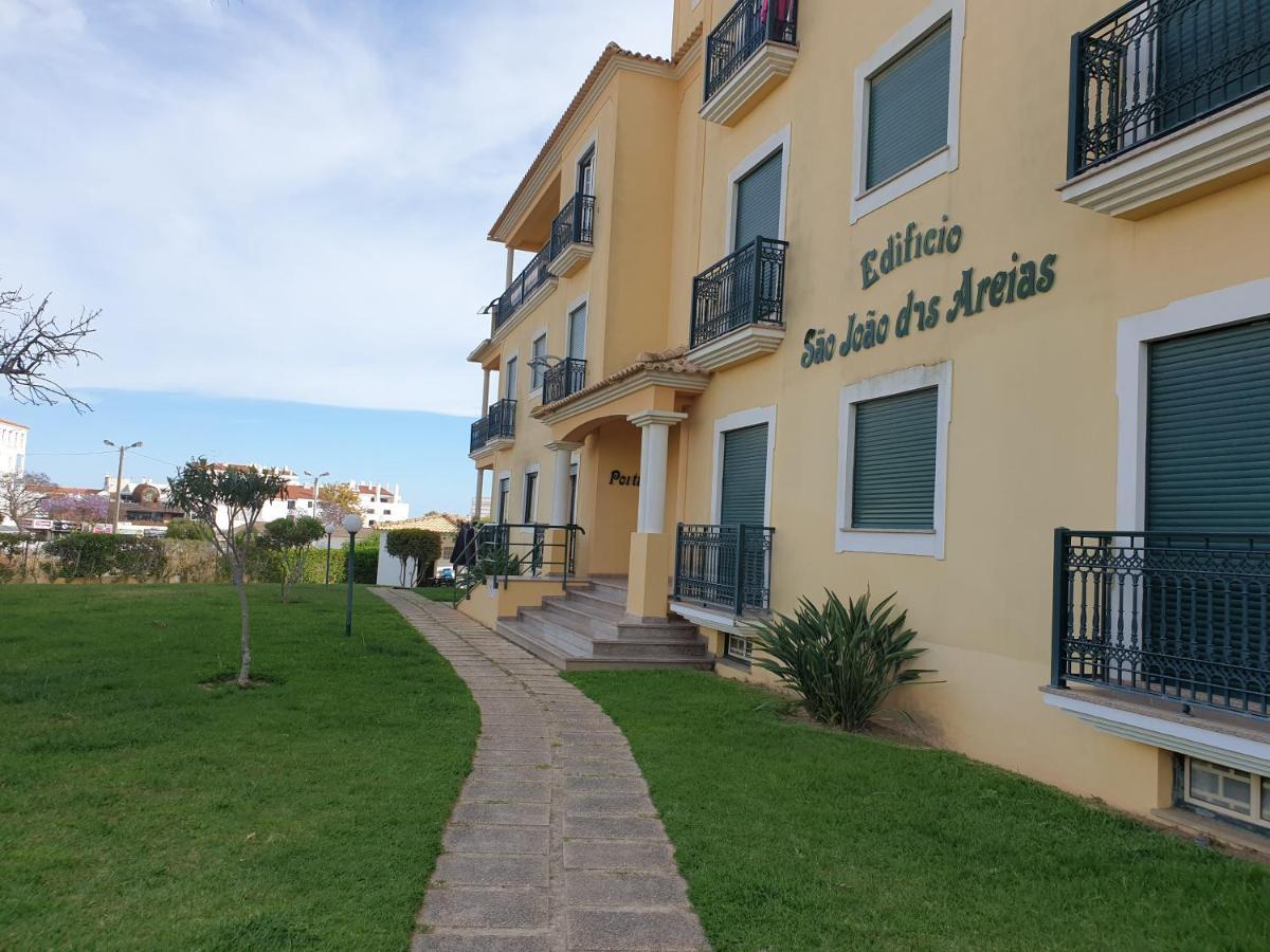 Oura T1 Coral , Close To The Strip, Swimming Pool, Wi Fi, A/c * Albufeira