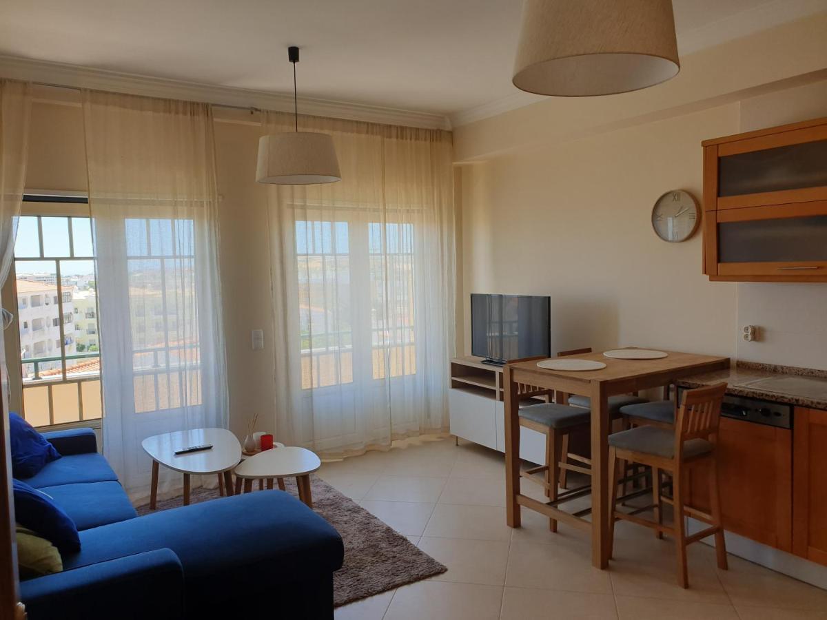 Appartement Oura T1 Coral , Close To The Strip, Swimming Pool, Wi Fi, A/c *